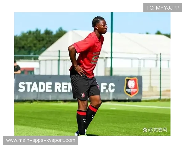 利雅得新月3000万欧截胡梅特,18岁法甲前锋加盟卫冕冠军